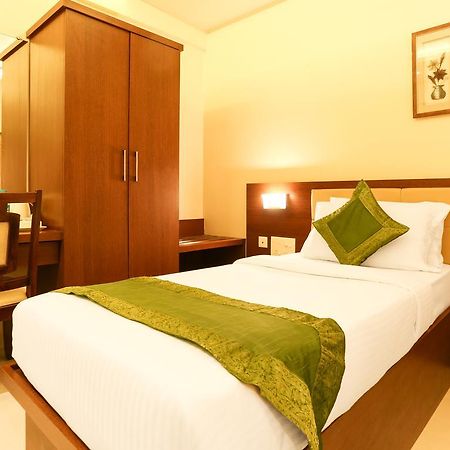 Treebo Trend Nayath Residency Udupi Extérieur photo